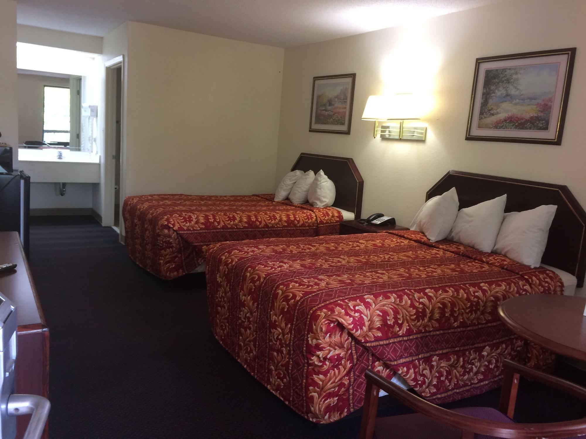 Luxury Inn & Suites Selma Exteriér fotografie