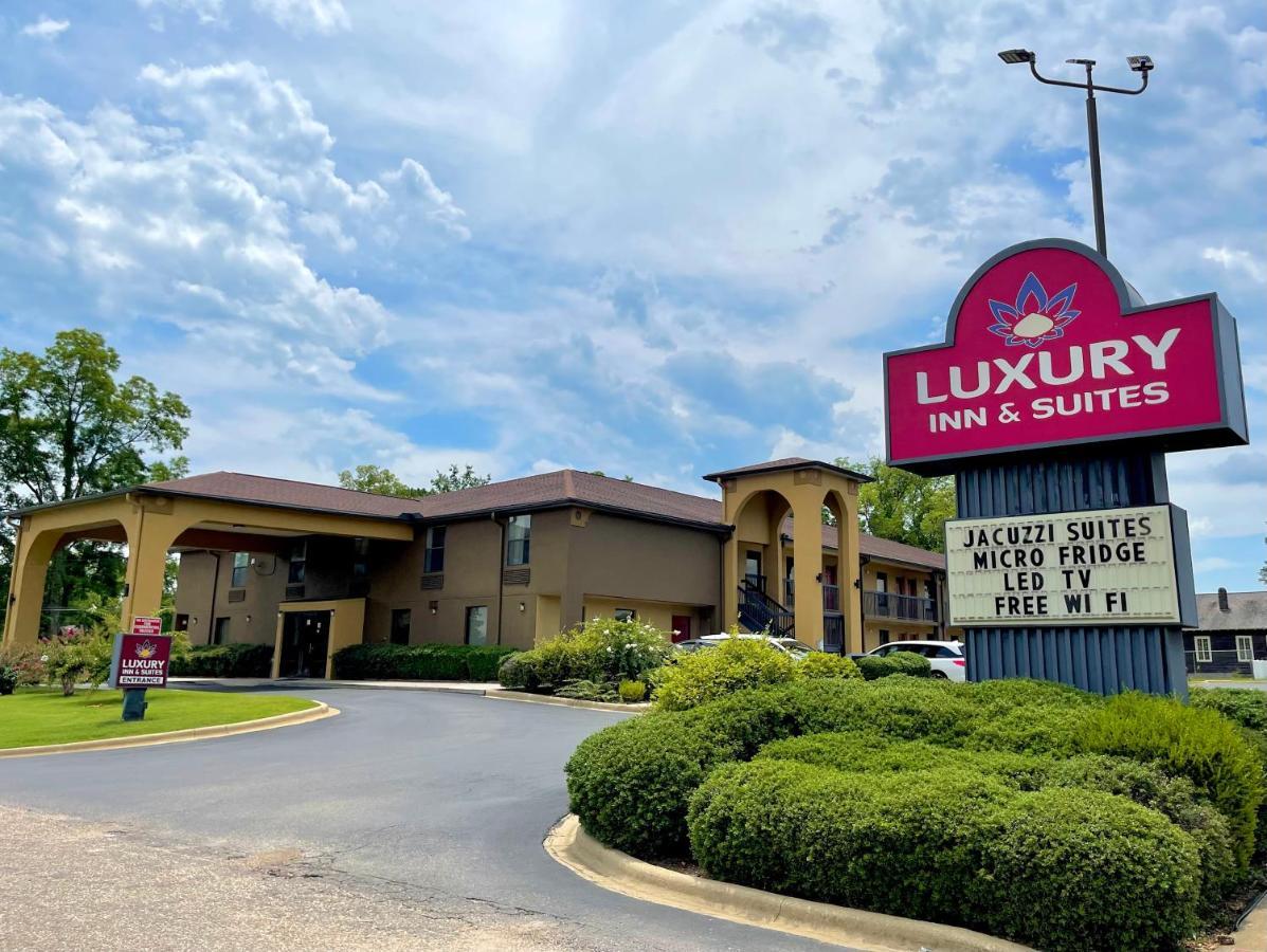 Luxury Inn & Suites Selma Exteriér fotografie