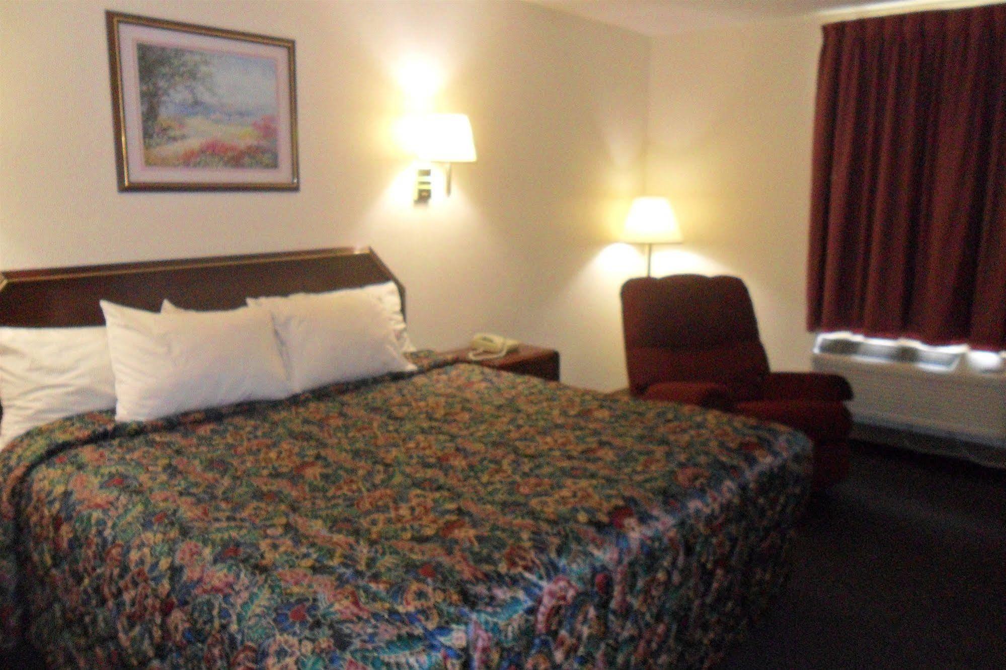 Luxury Inn & Suites Selma Exteriér fotografie