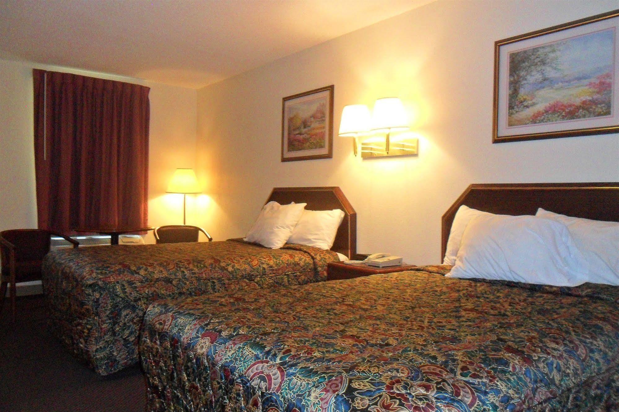 Luxury Inn & Suites Selma Exteriér fotografie