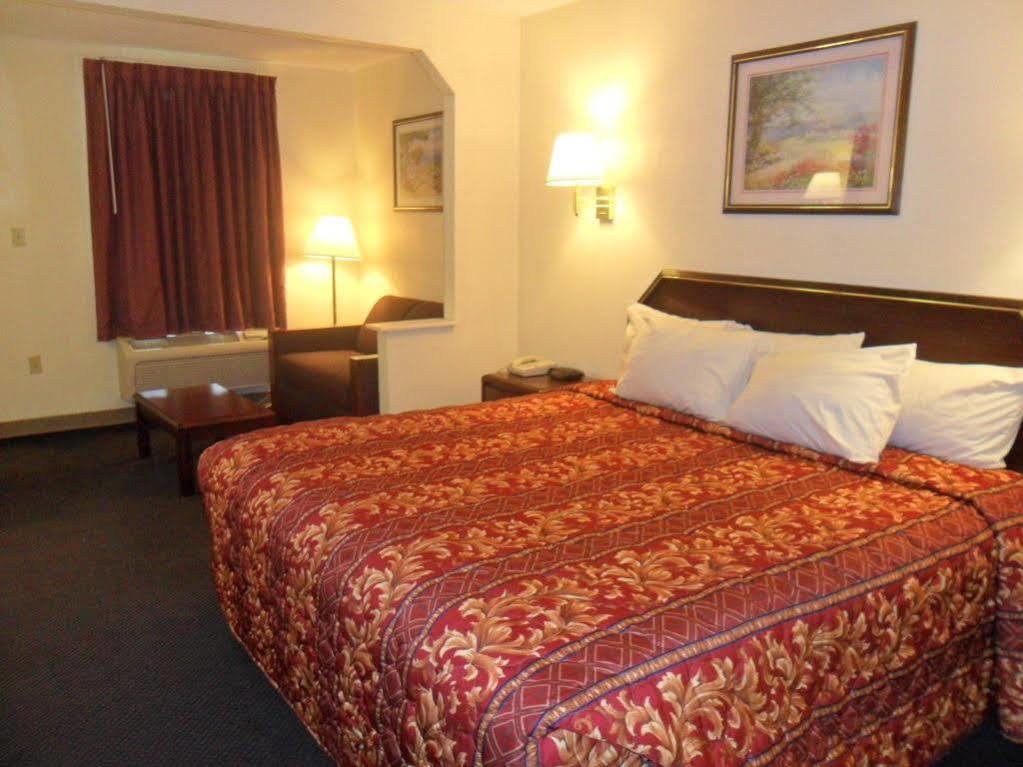 Luxury Inn & Suites Selma Exteriér fotografie