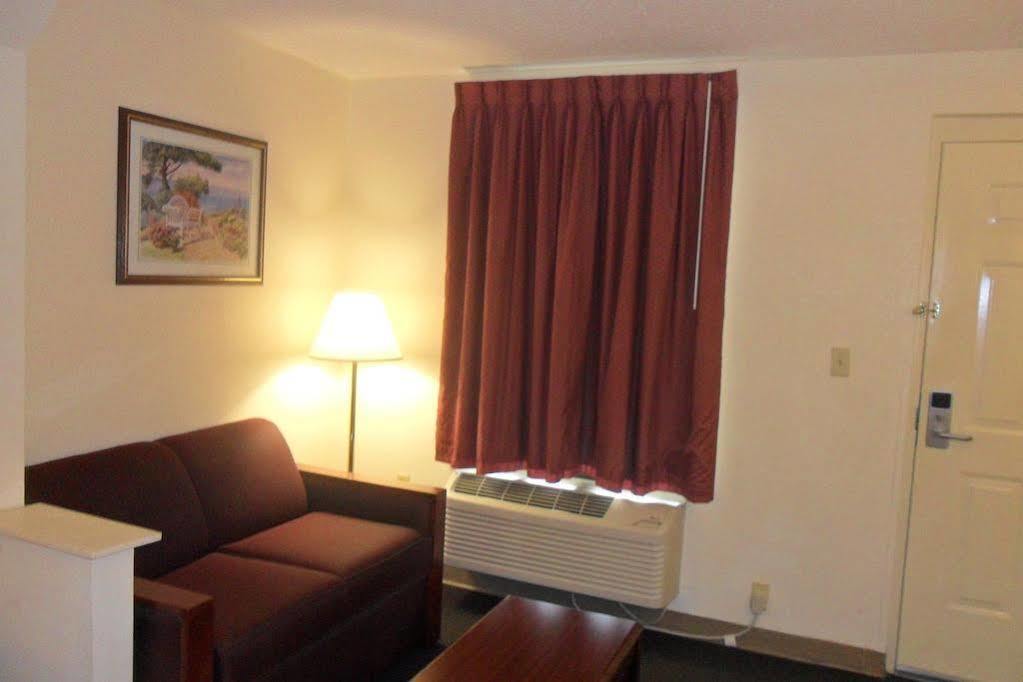 Luxury Inn & Suites Selma Exteriér fotografie